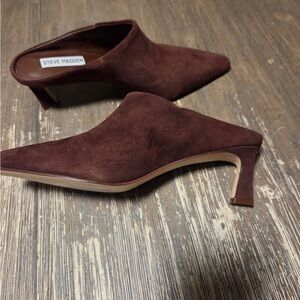 Steve Madden Pointed Suede Mule - Deep Brown